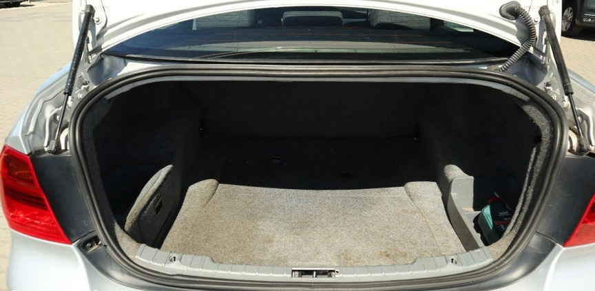 BMW Seria 3 cena 15900 przebieg: 174000, rok produkcji 2006 z Słupca małe 326